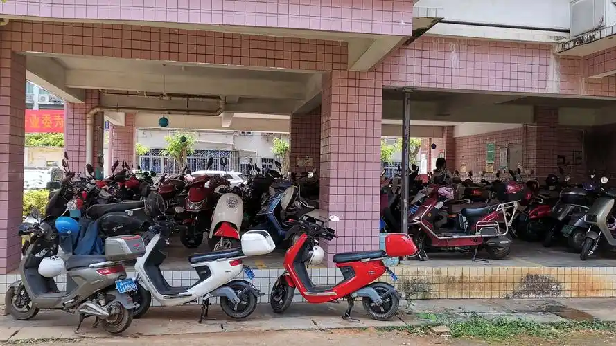 九号公司获156家机构调研：目前已经有7000多家门店，在控制拓店比例的情况下，拓店速度还是超预期的，渠道信心很足（附调研问答）